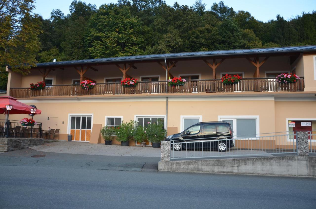Gasthof Jauk-Hartner Sankt Johann im Saggautal Экстерьер фото